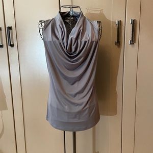 sleeveless top